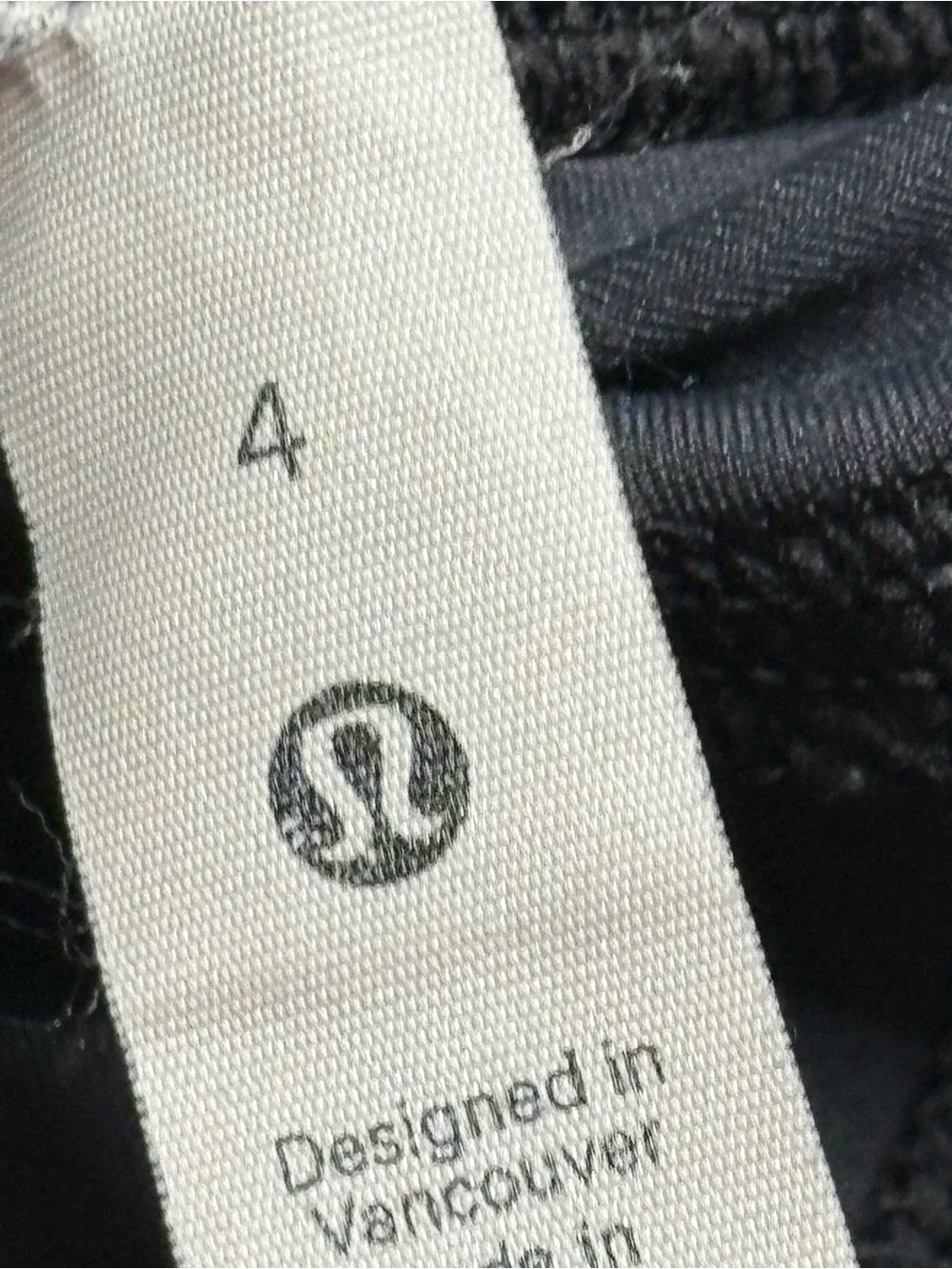 Lululemon Invigorate High-Rise Tight 28